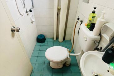 Jelutong Apartment, Selayang Heights