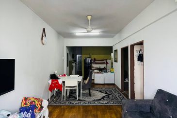 Jelutong Apartment, Selayang Heights