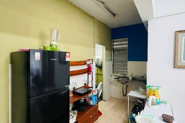 Jelutong Apartment, Selayang Heights