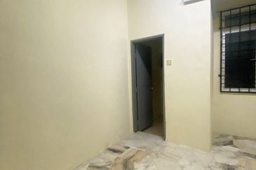 Taman Sri Bayu, Tanjong Sepat