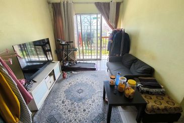 Apartment Desa Peransang