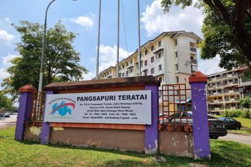 Pangsapuri Teratai, Bukit Subang
