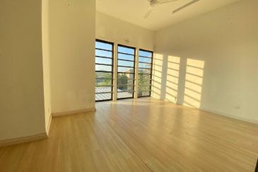 Cahaya SPK, Seksyen U9