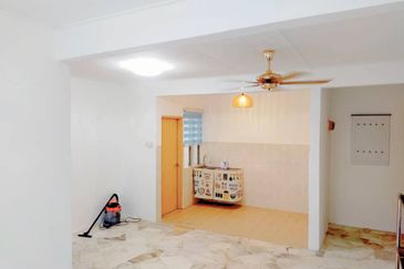 Astana Alam Apartment