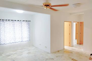 Astana Alam Apartment