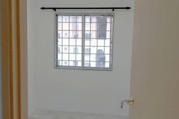 Astana Alam Apartment