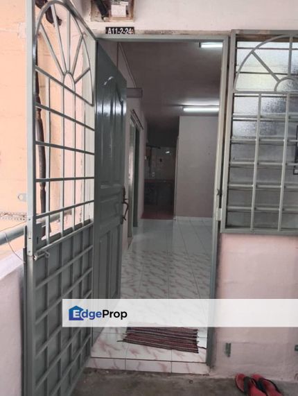  Flat Puchong Permai, Selangor, Puchong