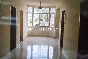 COUNTRY HEIGHT APARTMENT PH II