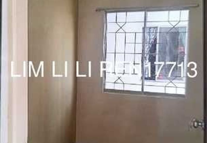 COUNTRY HEIGHT APARTMENT PH II