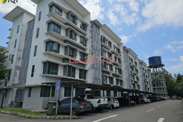 University Prime Condominium