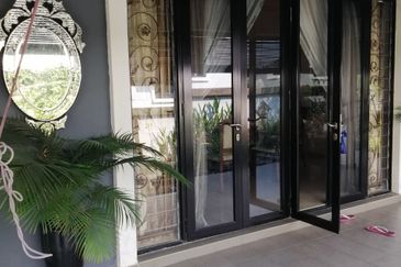 FOR SALE! Double Storey Bungalow Laman Permai, Subang Bestari, Seksyen U5 Shah Alam