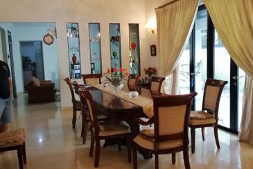 FOR SALE! Double Storey Bungalow Laman Permai, Subang Bestari, Seksyen U5 Shah Alam