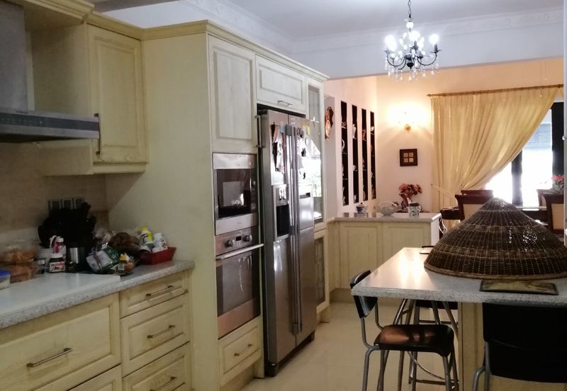 Double Storey Bungalow Laman Permai, Subang Bestari, Seksyen U5 Shah Alam FOR SALE! 