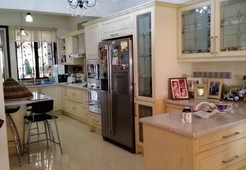 Double Storey Bungalow Laman Permai, Subang Bestari, Seksyen U5 Shah Alam FOR SALE! 