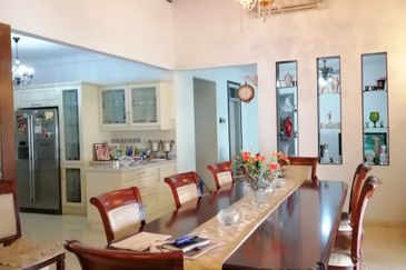 FOR SALE! Double Storey Bungalow Laman Permai, Subang Bestari, Seksyen U5 Shah Alam