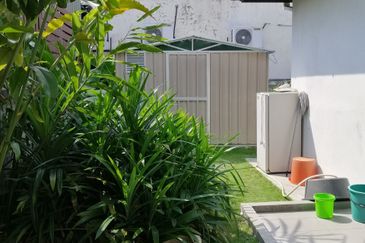 FOR SALE! Double Storey Bungalow Laman Permai, Subang Bestari, Seksyen U5 Shah Alam