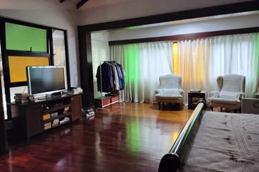 FOR SALE! Double Storey Bungalow Laman Permai, Subang Bestari, Seksyen U5 Shah Alam