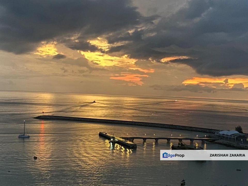 Pangsapuri Ladang Tanjung For Sale, FACING SEA VIEW  , Terengganu, Kuala Terengganu