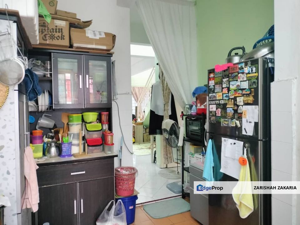 FOR SALE : 2 STOREY TERRACE HOUSE BANDAR RINCHING SEKSYEN 5, SEMENYIH SELANGOR , Selangor, Semenyih