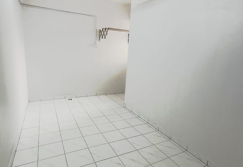 Tasik Heights Apartment