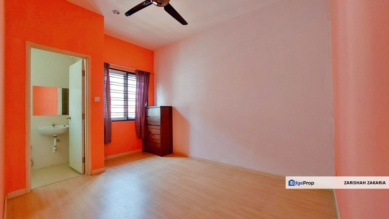 For Sale : 2.5 Storey Terrace, Sunway Alam Suria, Seksyen U10, Shah Alam  [CHEAPEST] , Selangor, Shah Alam