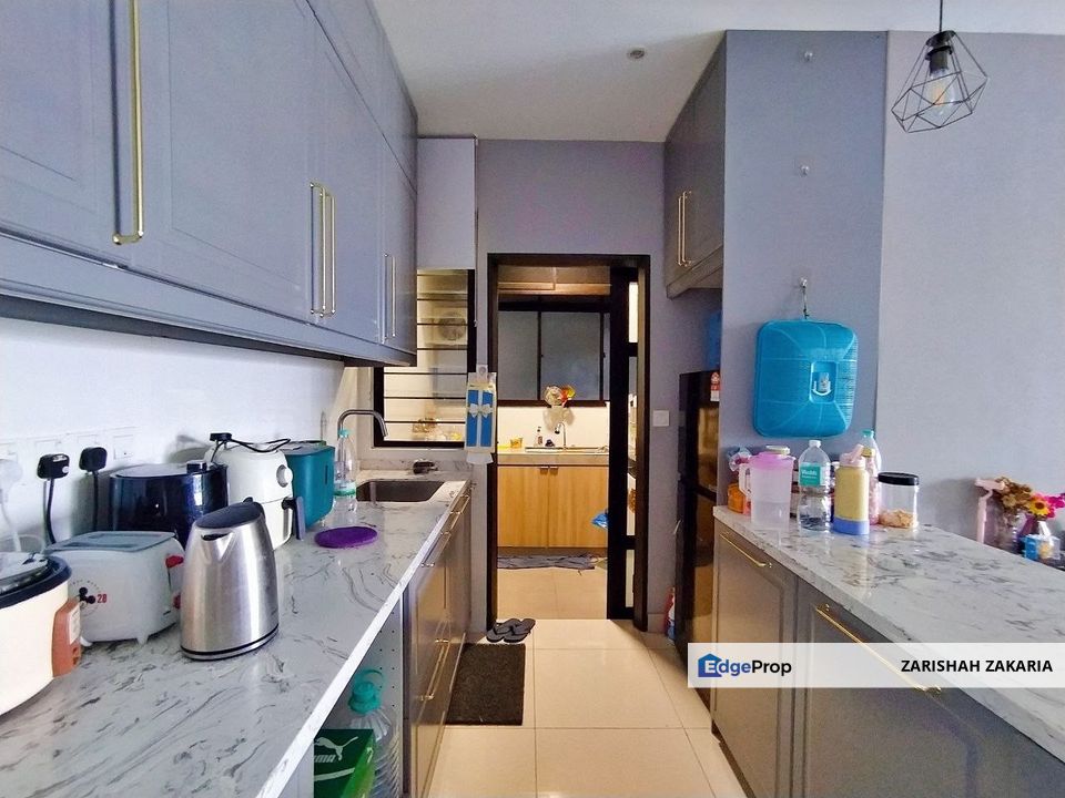 FOR SALE : Condominium @ The Haute Gurney, Keramat, Kuala Lumpur For Sale  [RENOVATED + SEMI FURNISHED + LOW DENSITY + 2 CARPARK + CITY VIEW], Kuala Lumpur, Keramat