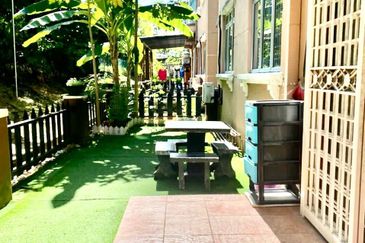 D'Shire Villa