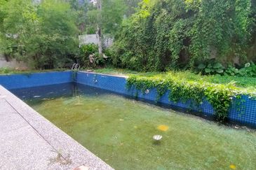 FREEHOLD SUITABLE FOR HOSTEL HOMESTAY Building in Brickfields Kuala Lumpur 