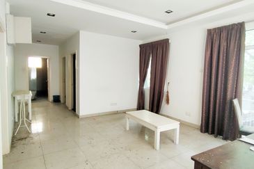 FREEHOLD SUITABLE FOR HOSTEL HOMESTAY Building in Brickfields Kuala Lumpur 