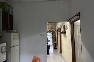 Jalan Bandar Kinrara 1/4