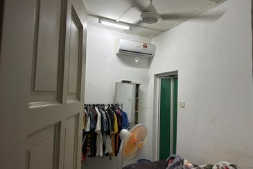 Jalan Bandar Kinrara 1/4