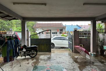 Jalan Bandar Kinrara 1/4