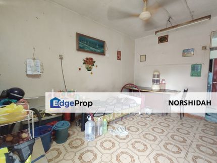 CORNER UNIT LOW COST FLAT NEARBY SCHOOL , Selangor, Klang