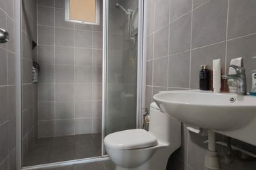 Savanna Executive Suites @ Southville City