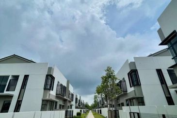 Dalia Residences @ Tropicana Aman