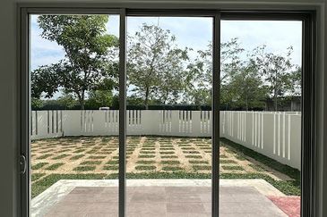 Arahsia Residences, Tropicana Aman