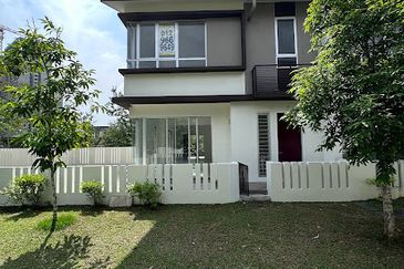 Arahsia Residences, Tropicana Aman