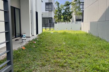 Dalia Residences @ Tropicana Aman