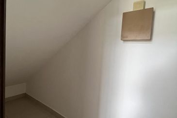 Eco Terraza Brand New Eco Villa @ Eco Sanctuary for RENT 3.5K with 3,037 sqft