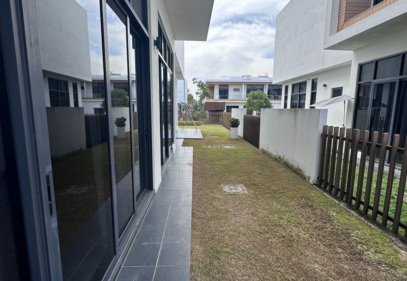 Monterey Residences @ Eco Sanctuary