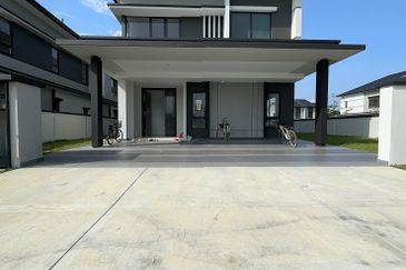 Freesia Residences @ Tropicana Aman