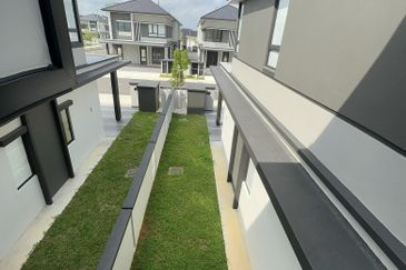 Freesia Residences @ Tropicana Aman