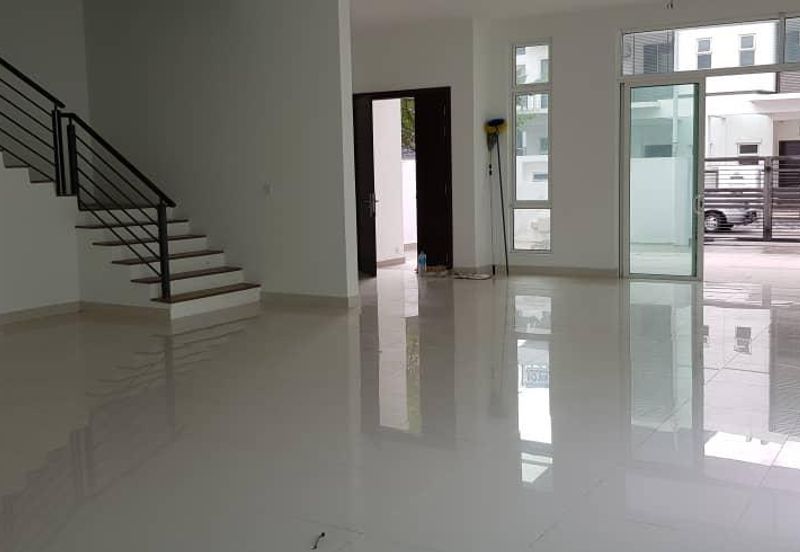 Suria Villa @ Sungai Long