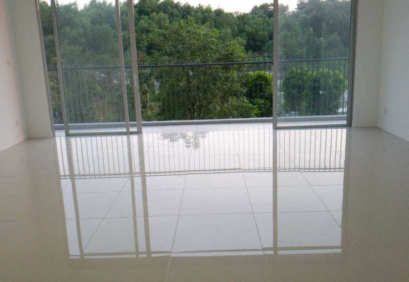 Lakefront Condominium | Emerald Hills @ Alam Damai