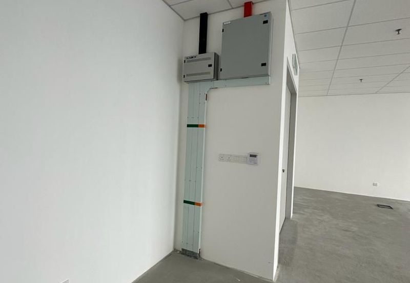 Menara EcoWorld (The Stride Strata Office @ BBCC)