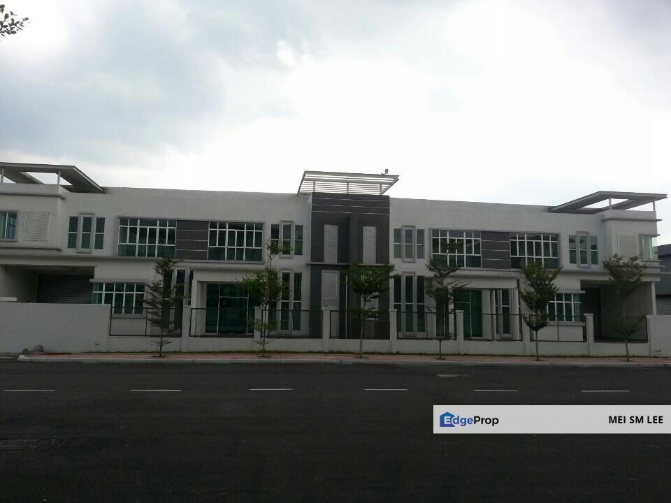 3 Storey Semi-D Factory @ Semenyih Integrated Industrial Park, Selangor, Semenyih