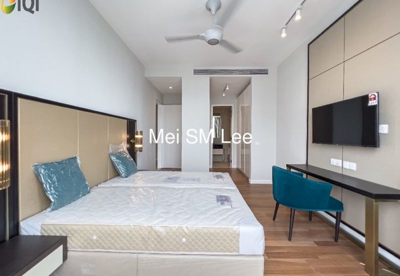 Pavilion Ceylon Hill