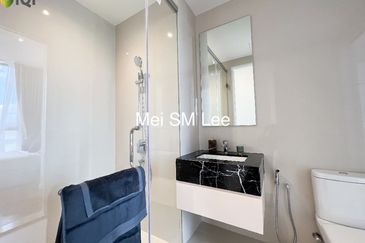 Pavilion Ceylon Hill