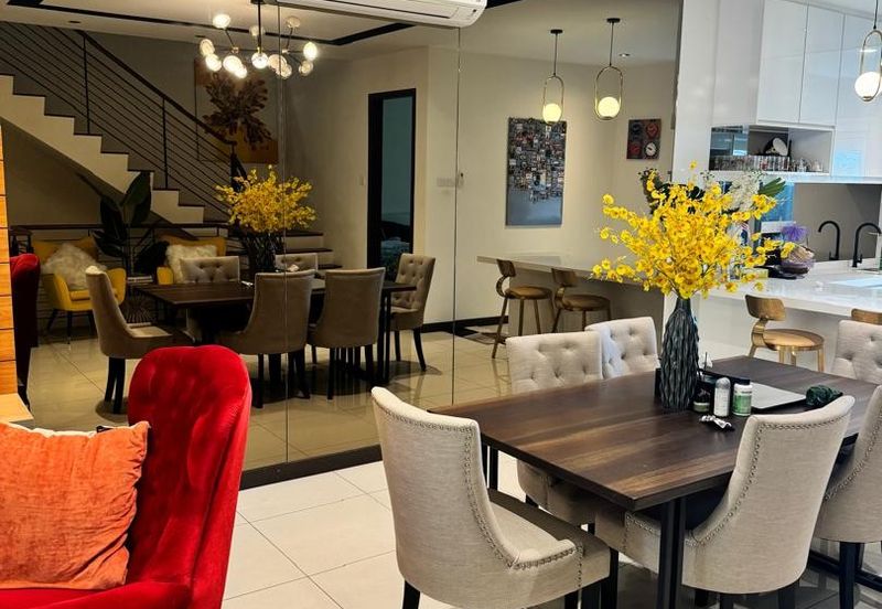 Tiara Hills, Taman Taynton View