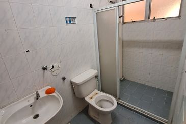 Semi-D house at Kajang